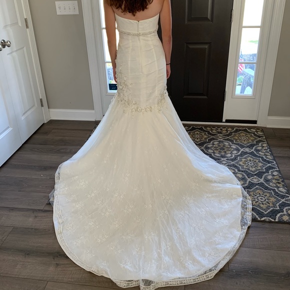 Oleg Cassini Wedding Dress- brand new with tags - Picture 7 of 8